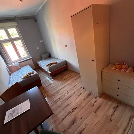 Przy Promenadzie Hostel *